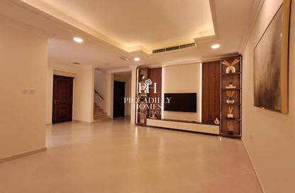 Villa - 4 - 5 for rent in Wadi Al Markh - Muraikh - AlMuraikh - Doha