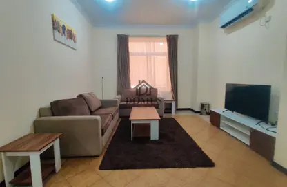 Apartment - 2 Bedrooms - 3 Bathrooms for rent in Banks street - Musheireb - Doha