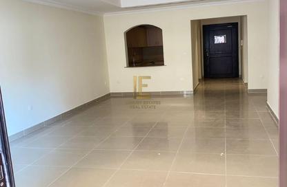 Apartment - 2 Bedrooms - 2 Bathrooms for rent in West Porto Drive - Porto Arabia - The Pearl Island - Doha