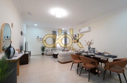 Apartment - 2 Bedrooms - 2 Bathrooms for rent in Madinat Khalifa Building 58 - Madinat Khalifa South - Madinat Khalifa - Doha
