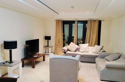 Apartment - 1 Bedroom - 2 Bathrooms for rent in West Porto Drive - Porto Arabia - The Pearl Island - Doha