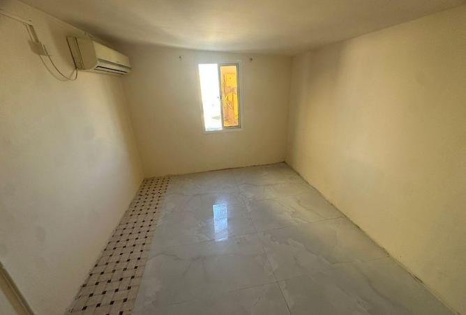 1008392 - Property Image 2