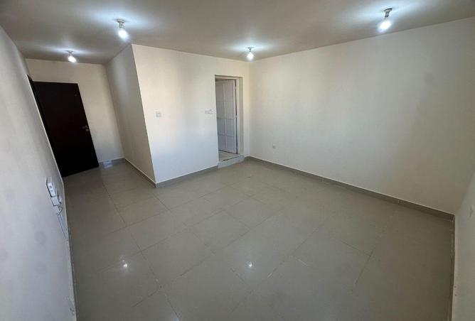 1008392 - Property Image 3