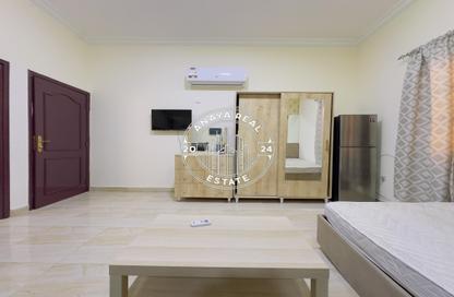 Villa - Studio - 1 Bathroom for rent in Street 871 - Al Duhail South - Al Duhail - Doha Villa - Studio - 1 Bathroom for rent in Street 871 - Al Duhail South - Al Duhail - Doha