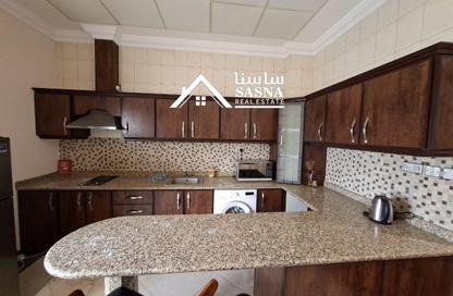 Apartment - 1 Bedroom - 2 Bathrooms for rent in Umm Ghuwalina - Umm Ghuwailina - Doha