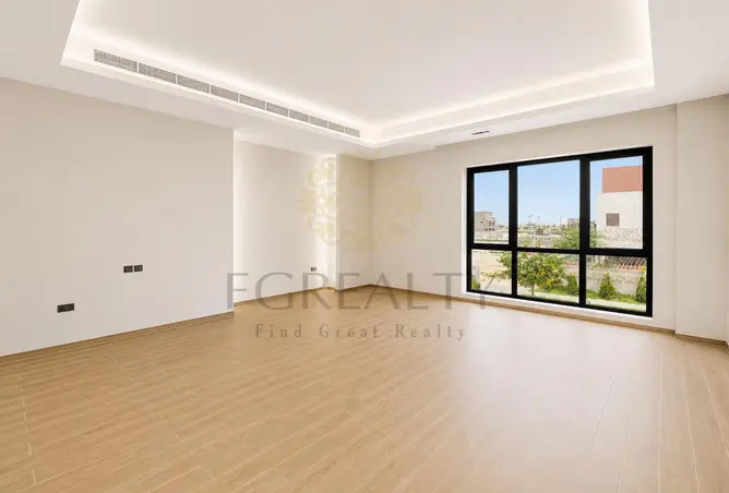 61900307 - Property Image 3