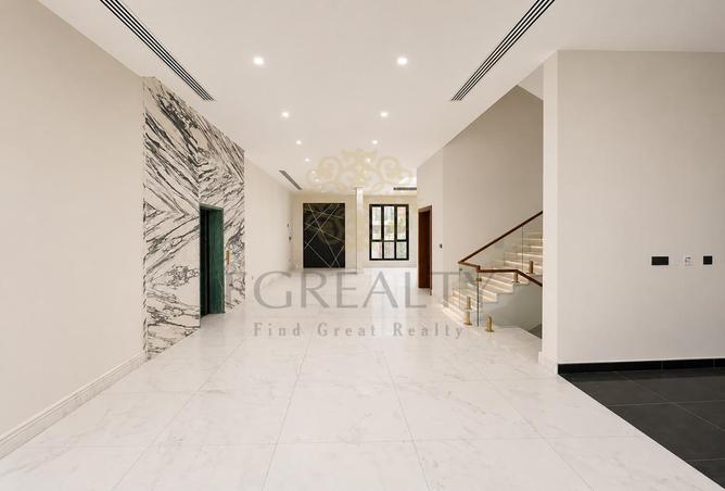 61900307 - Property Image 2