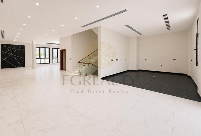 61900307 - Property Main Image