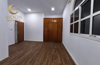 Apartment - Studio - 1 for rent in Al Sadd Road - Al Sadd - Doha