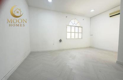 Apartment - Studio - 1 for rent in Al Sadd Road - Al Sadd - Doha
