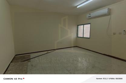 Apartment - 3 Bedrooms - 3 Bathrooms for rent in Salaja Street - Doha Al Jadeed - Doha