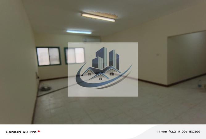 52409136 - Property Main Image