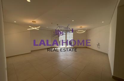 Apartment - 3 Bedrooms - 5 Bathrooms for rent in Floresta Gardens - Floresta Gardens - The Pearl Island - Doha