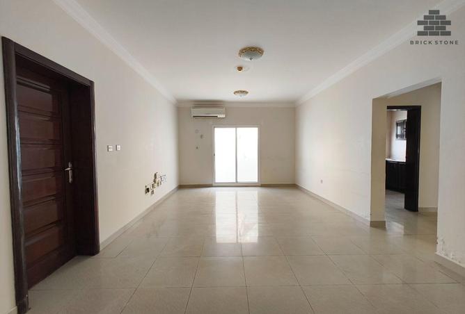 1001518 - Property Image 2