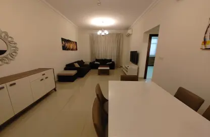 شقة - 3 غرف نوم - 2 حمامات للايجار في شارع المطار القديم - طريق المطار القديم - الدوحة