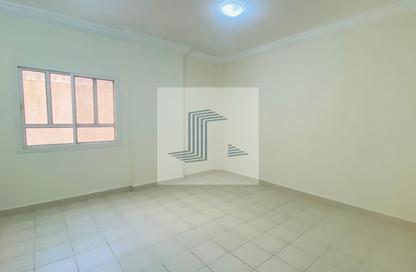 Apartment - 3 Bedrooms - 3 Bathrooms for rent in Al Mansoura - Al Mansoura - Doha