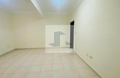 Apartment - 3 Bedrooms - 3 Bathrooms for rent in Al Mansoura - Al Mansoura - Doha