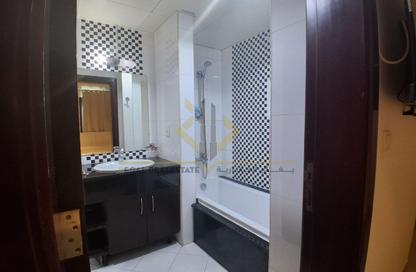 Apartment - 1 Bedroom - 2 Bathrooms for rent in East Porto Drive - Porto Arabia - The Pearl Island - Doha Apartment - 1 Bedroom - 2 Bathrooms for rent in East Porto Drive - Porto Arabia - The Pearl Island - Doha