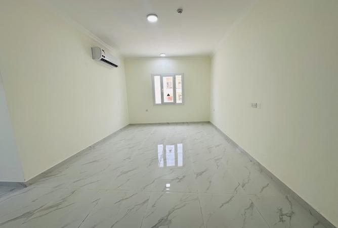 54007121 - Property Main Image