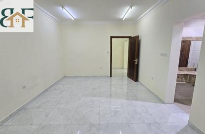 Apartment - 4 Bedrooms - 3 Bathrooms for rent in Al Mansoura - Al Mansoura - Doha
