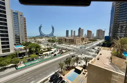 Apartment - 1 Bedroom - 2 Bathrooms for rent in Burj DAMAC Marina - Marina District - Lusail