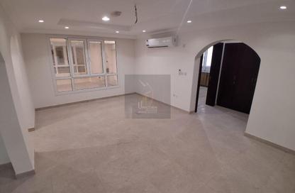 مجمع سكني - 6 غرف نوم - 7 حمامات للايجار في وادي المرخ - مريخ - المريخ - الدوحة