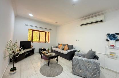 Apartment - 2 Bedrooms - 2 Bathrooms for rent in Fereej Bin Mahmoud - Doha