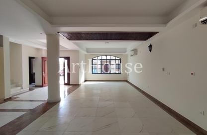 Villa - 3 Bedrooms - 3 Bathrooms for rent in Al Maamoura - Al Maamoura - Doha