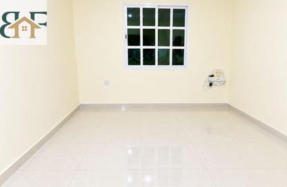 Apartment - 1 - 1 for rent in Umm Ghwailina Comm - Umm Ghuwalina - Umm Ghuwailina - Doha