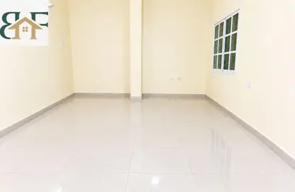 Apartment - 1 Bedroom - 1 Bathroom for rent in Umm Ghwailina Comm - Umm Ghuwalina - Umm Ghuwailina - Doha