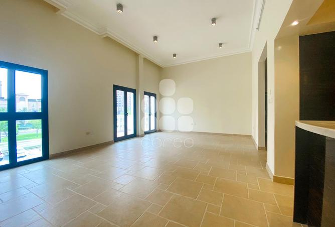 52180157 - Property Image 2