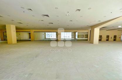 Retail - Studio - 7+ Bathrooms for rent in Al Ain Gardens - Ain Khaled - Doha