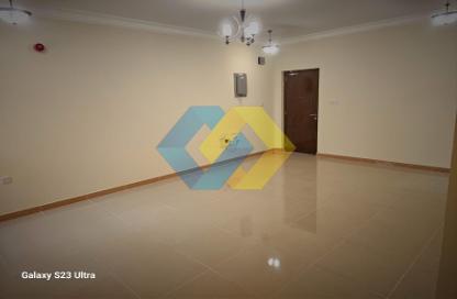 Apartment - 2 Bedrooms - 3 Bathrooms for rent in Al Mansoura - Al Mansoura - Doha