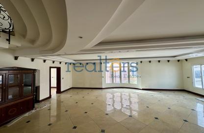 Villa - 4 Bedrooms - 6 Bathrooms for rent in West Bay Villas - West Bay - West Bay - Doha