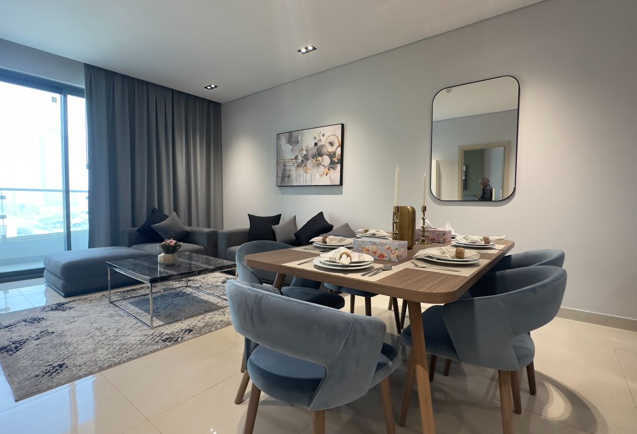 Furnished 1-Bedroom with Pool & Gym, Great View