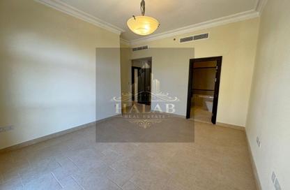 Apartment - 3 Bedrooms - 3 Bathrooms for sale in Murano - Qanat Quartier - The Pearl Island - Doha