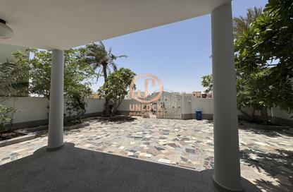 Villa - Studio - 7 Bathrooms for rent in Al Nuaija Street - Al Nuaija - Doha