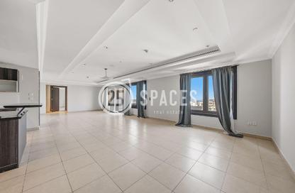 Apartment - 2 Bedrooms - 3 Bathrooms for sale in East Porto Drive - Porto Arabia - The Pearl Island - Doha