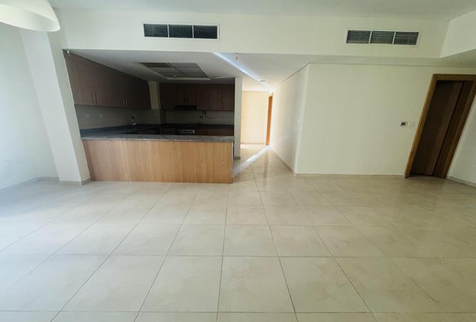 54005002 - Property Image 3