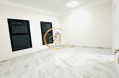 Apartment - 2 Bedrooms - 2 Bathrooms for rent in Anas Street - Fereej Bin Mahmoud North - Fereej Bin Mahmoud - Doha
