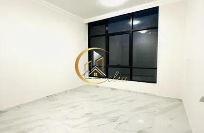 Apartment - 2 Bedrooms - 2 Bathrooms for rent in Anas Street - Fereej Bin Mahmoud North - Fereej Bin Mahmoud - Doha