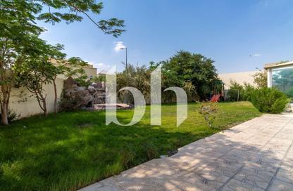 Villa - 6 Bedrooms - 5 Bathrooms for sale in Ain Khaled Villas - Ain Khaled - Doha