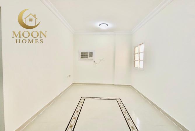 52589925 - Property Image 2