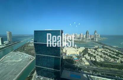Apartment - 2 Bedrooms - 4 Bathrooms for rent in Zig Zag Tower A - Zig Zag Towers - West Bay - Doha