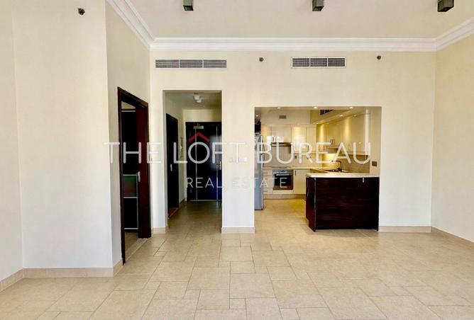 1027083 - Property Image 2