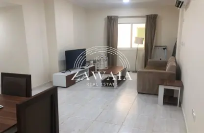 Apartment - 1 Bedroom - 1 Bathroom for rent in Umm Ghwailina Comm - Umm Ghuwalina - Umm Ghuwailina - Doha