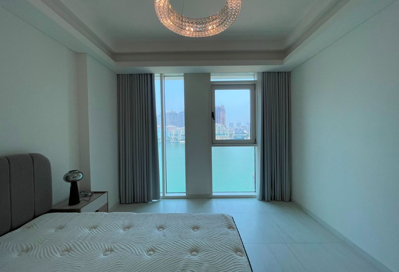 BEAUTIFUL 1BED APARTMENT WITH BIG SEA VIEW BALCONY thumbnail 5
