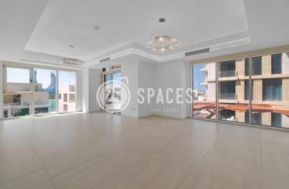 Apartment - 3 Bedrooms - 5 Bathrooms for sale in Crystal Residence - Gewan Island - The Pearl Island - Doha