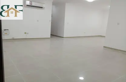 Apartment - 3 Bedrooms - 3 Bathrooms for rent in Al Sadd Road - Al Sadd - Doha