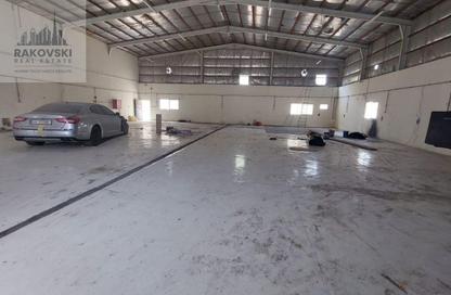 Warehouse - Studio - 3 Bathrooms for rent in Industrial Area - Industrial Area - Doha